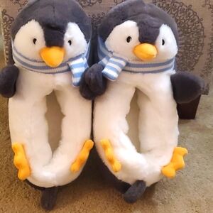 Penguin 🐧 Slippers